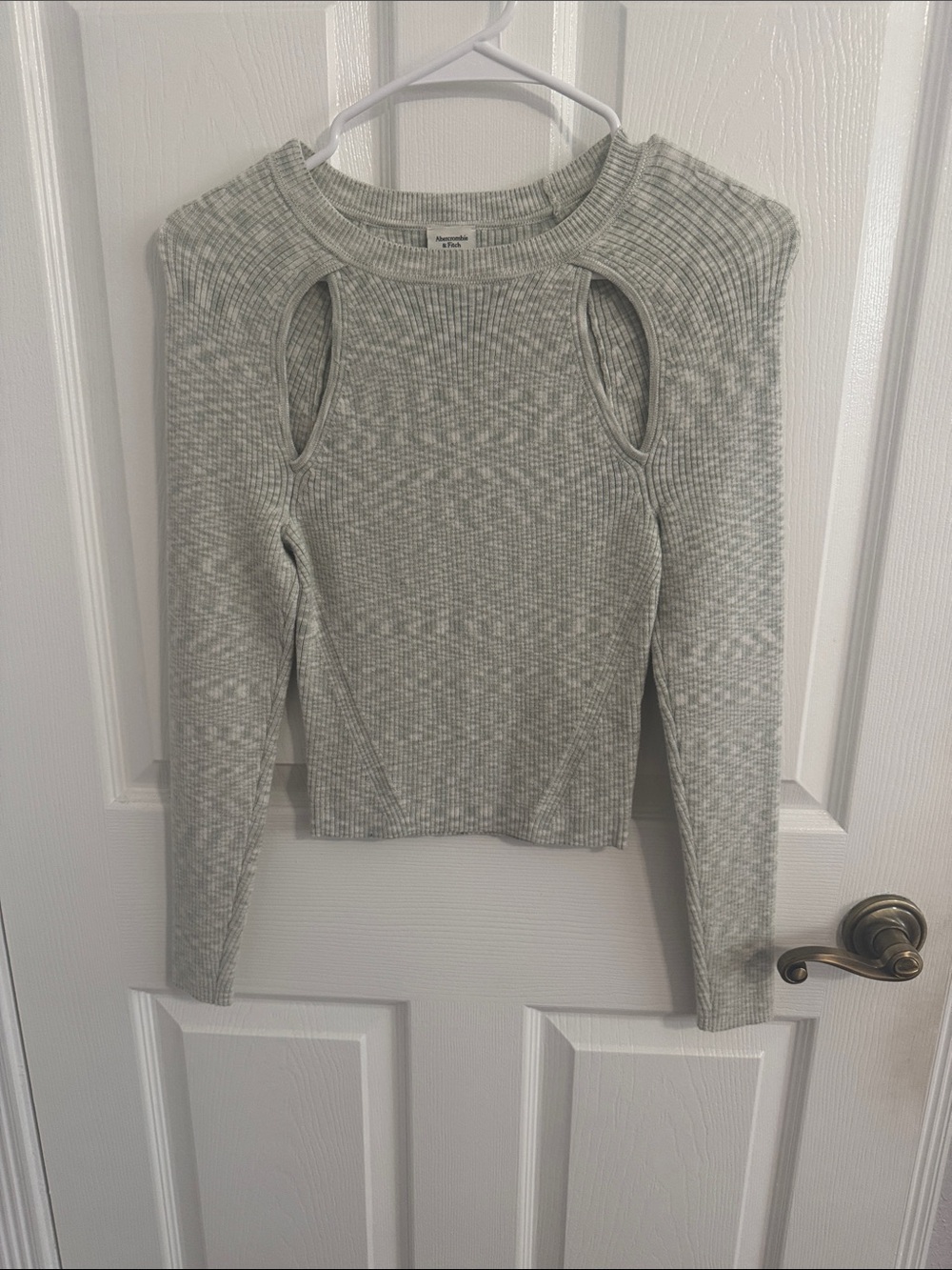Ribbed Cutout Long Sleeve Top - Light green